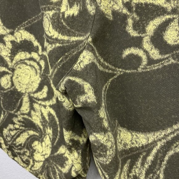 Patagonia Men's 36 Swim Trunks Shorts Green Brown Floral Tropical Vacation Beach - Picture 8 of 12